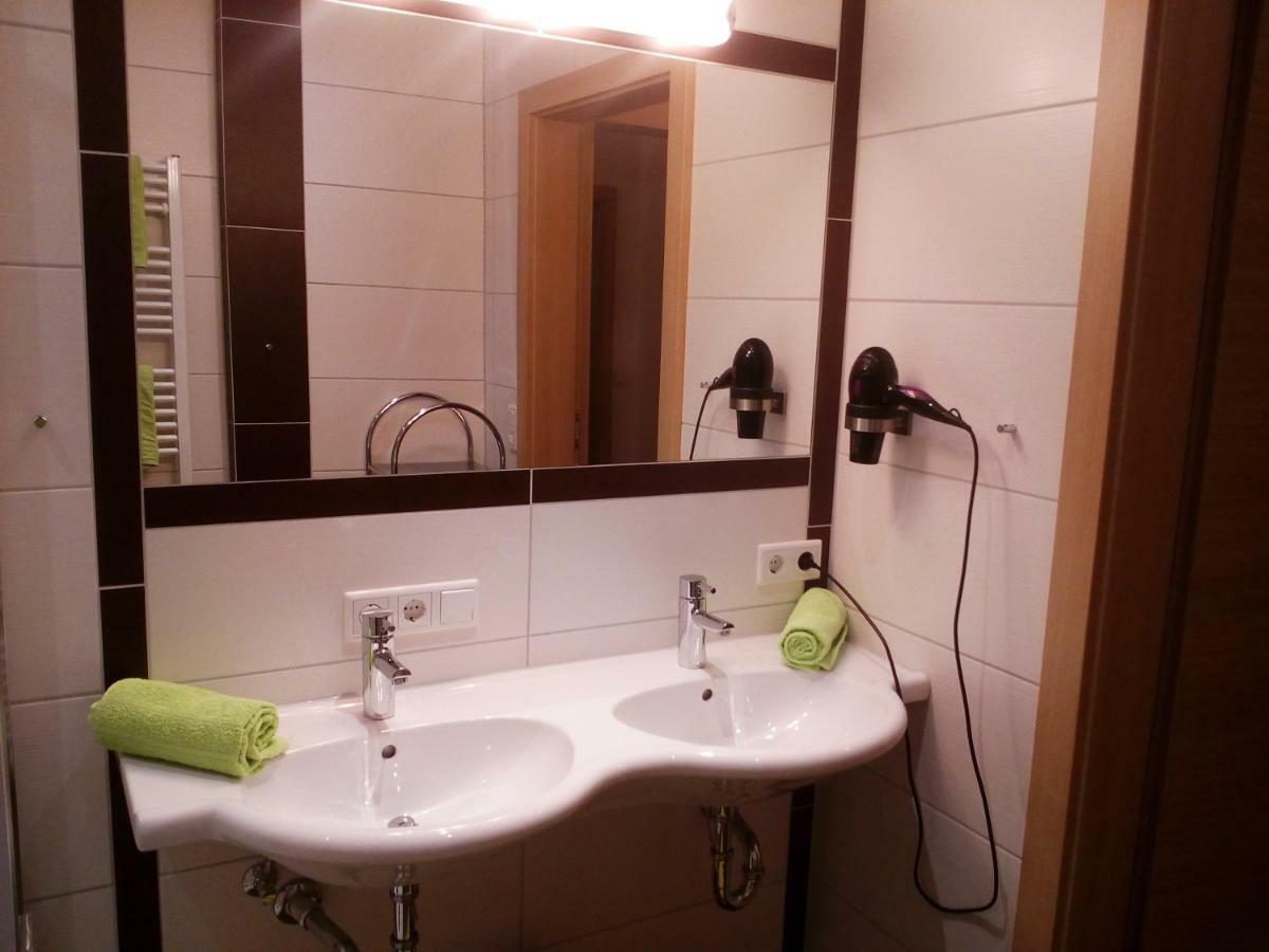 Appartment Stroblhof Aich  Ngoại thất bức ảnh